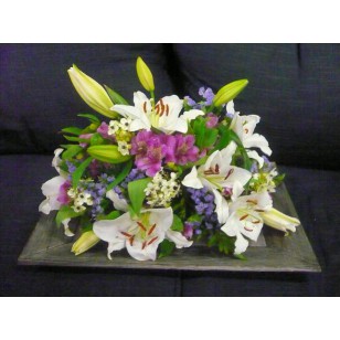Sympathy Cemetery Flower Arrangement ( Exclusive Plastic Tray ) >model 418